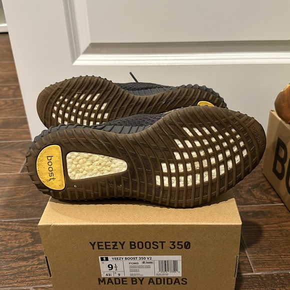 Yeezy boost 350 v2 cinder originals - Picture 4 of 4